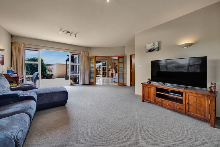 Photo of property in 19 Mccarthy Street, Hawera, 4610