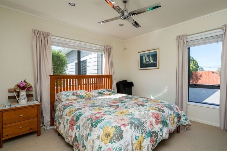 Photo of property in 10 Somners Way, Waipu, 0510