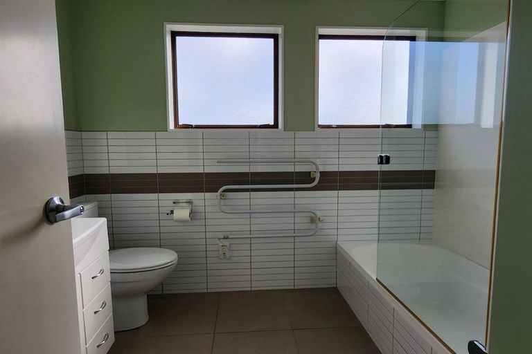 Photo of property in 58 Tweed Road, Papakowhai, Porirua, 5024