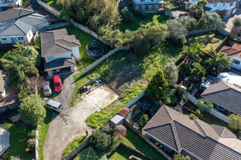 Photo of property in 16 Millstream Drive, Henderson, Auckland, 0610