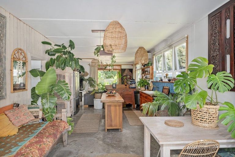 Photo of property in 8 Laycock Road, Tairua, 3508