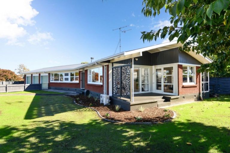 Photo of property in 1 Thorpe Street, Fairview Downs, Hamilton, 3214