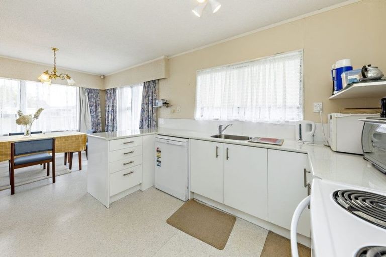 Photo of property in 1/87 Victoria Road, Papatoetoe, Auckland, 2025