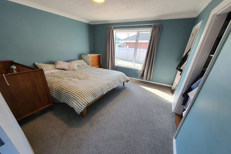 Photo of property in 5 Tothill Place, Papanui, Christchurch, 8053