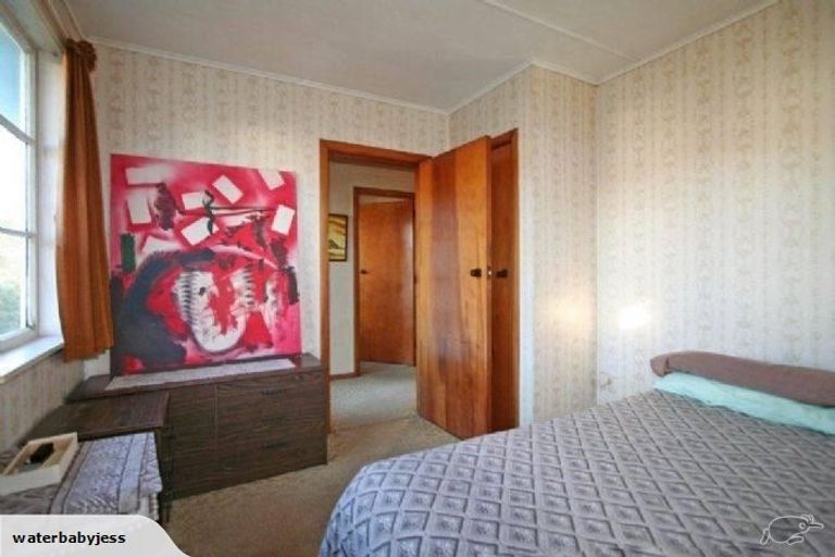 Photo of property in 46 Raukawa Street, Strathmore Park, Wellington, 6022