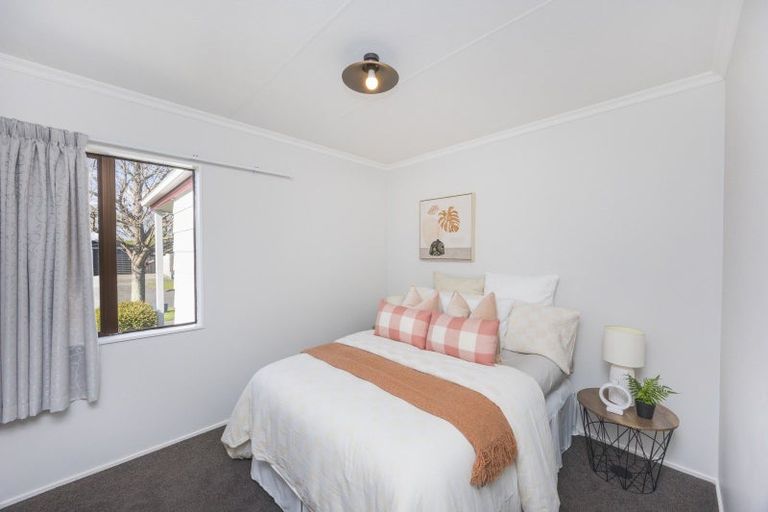 Photo of property in 5a Newton Place, Westbrook, Palmerston North, 4412