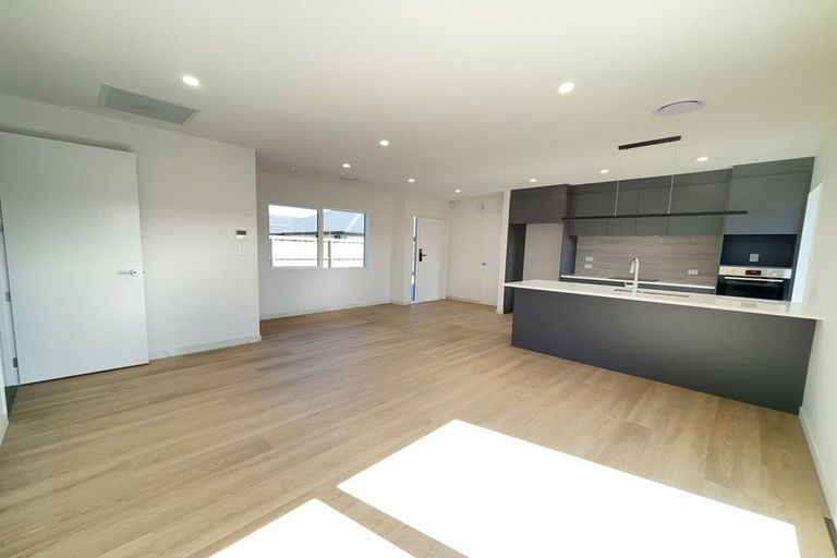 Photo of property in 31 Te Kanawa Lane, Rolleston, 7615