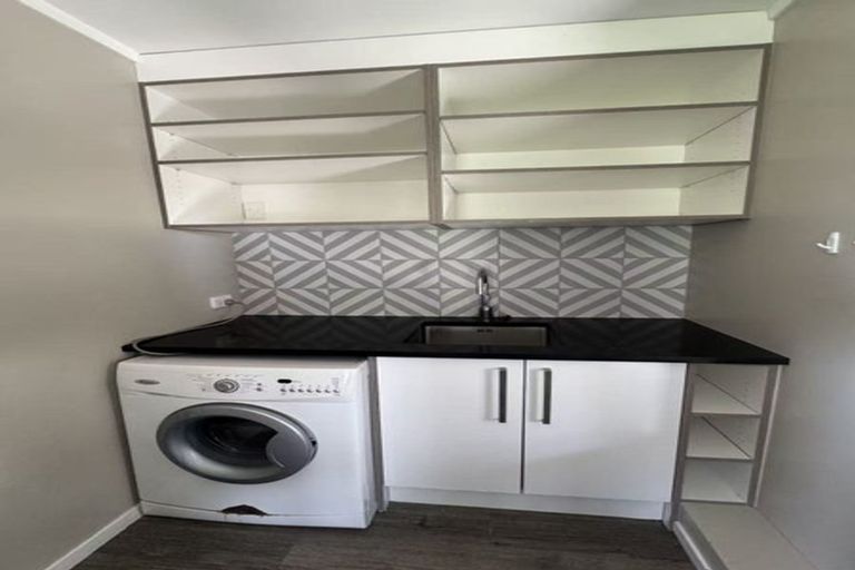 Photo of property in 3 Uppingham Crescent, Hillcrest, Auckland, 0627