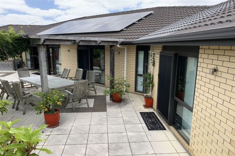 Photo of property in 26 Gavinike Place, Waimauku, 0812