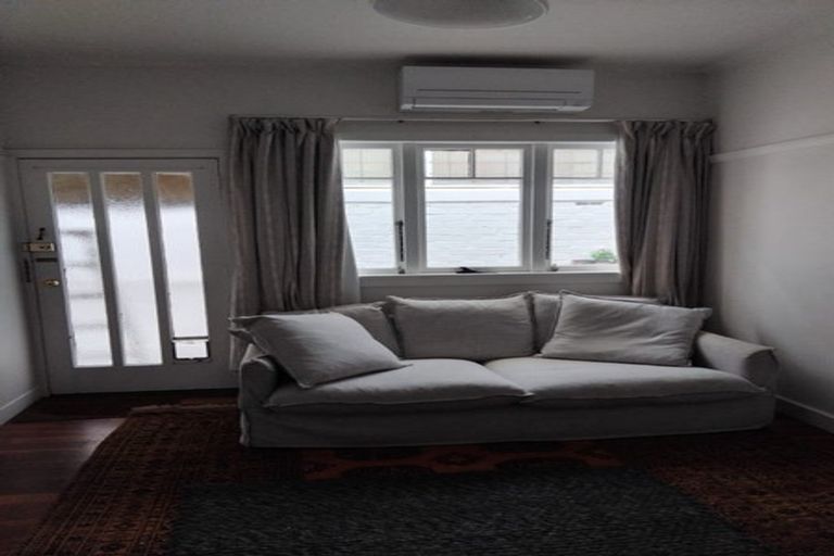 Photo of property in 1/2 Railway Street, Newmarket, Auckland, 1023