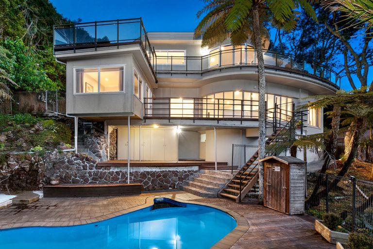 Photo of property in 57 Kohu Road, Titirangi, Auckland, 0604