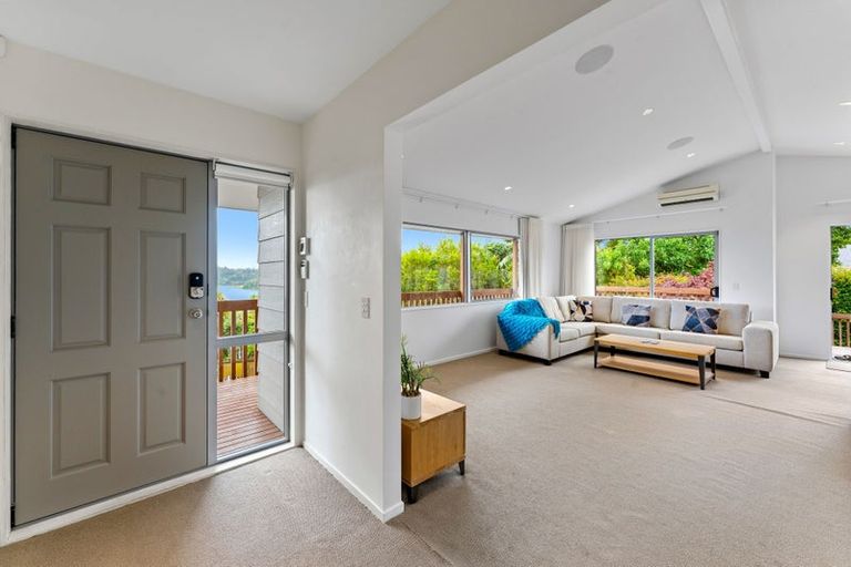 Photo of property in 54a Pemberton Avenue, Bayview, Auckland, 0629