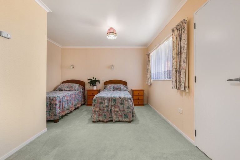 Photo of property in 98 Shakespeare Street, Leamington, Cambridge, 3432