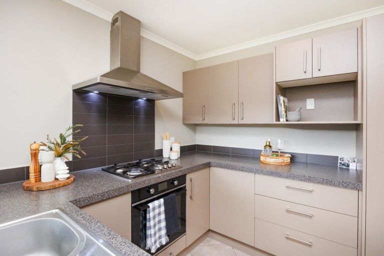 Photo of property in 7 Lorenzo Place, Kelvin Grove, Palmerston North, 4414