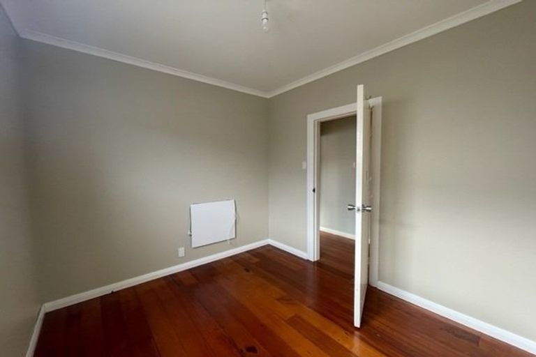 Photo of property in 26 Avon Street, Island Bay, Wellington, 6023