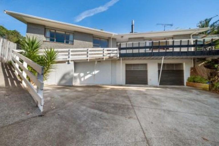 Photo of property in 22 Frankley Road, Westown, New Plymouth, 4310