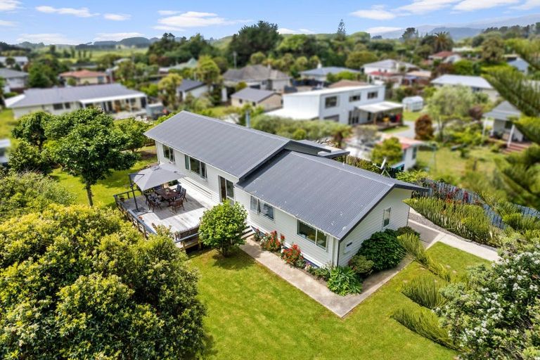 Photo of property in 20 Kiharoa Street, Otaki Beach, Otaki, 5512