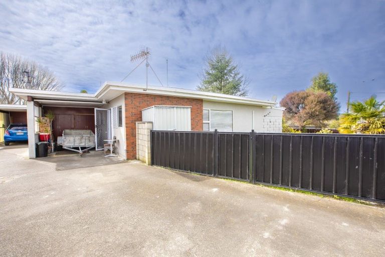 Photo of property in 1/17 Francis Drake Street, Waipukurau, 4200