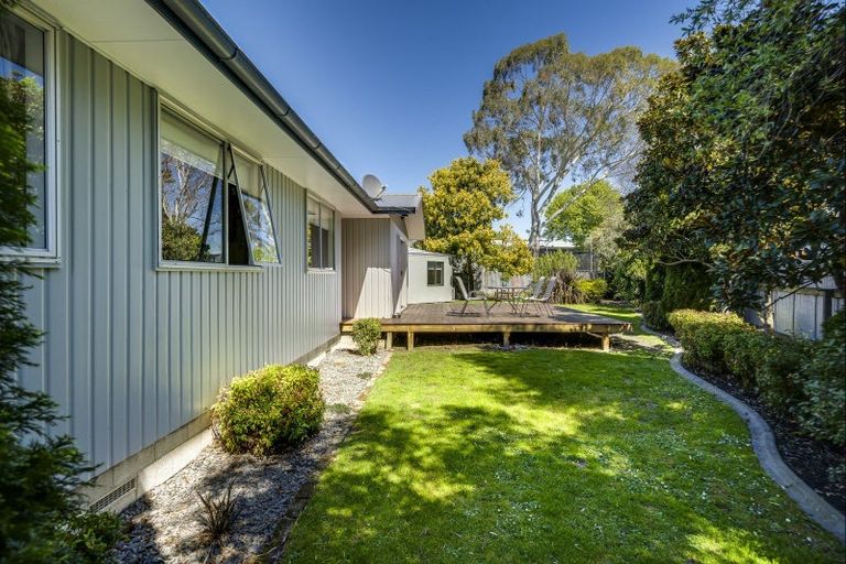 Photo of property in 35 Gilmour Place, Taradale, Napier, 4112