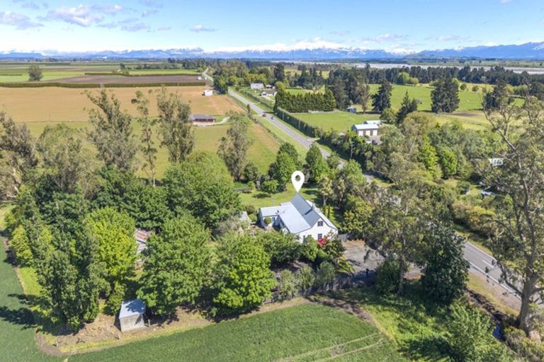 Photo of property in 2195 Old West Coast Road, Kirwee, Christchurch, 7671