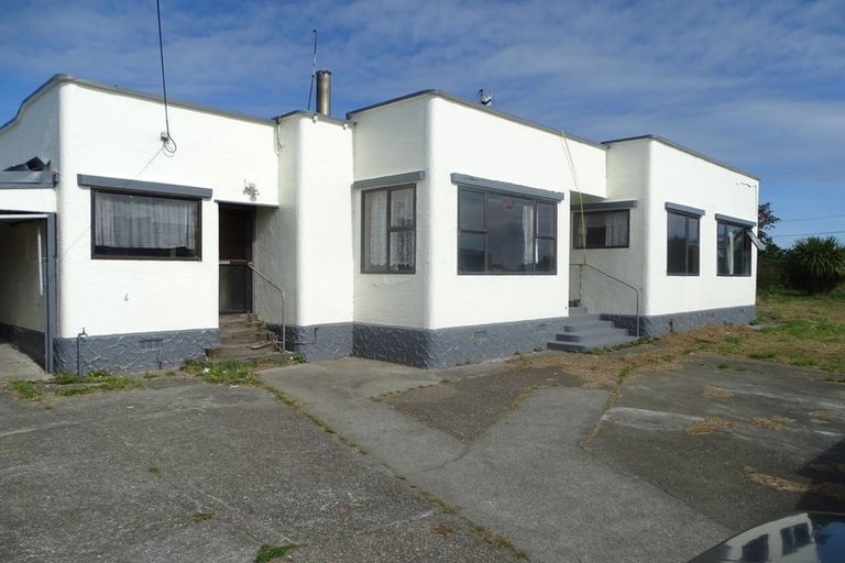 Photo of property in 246d Marine Parade, Bluff, 9814