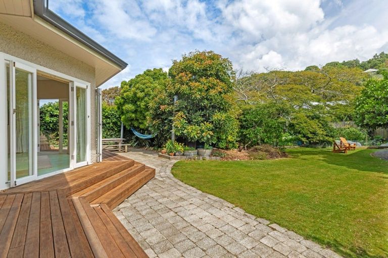 Photo of property in 50 Moana Road, Okitu, Gisborne, 4010