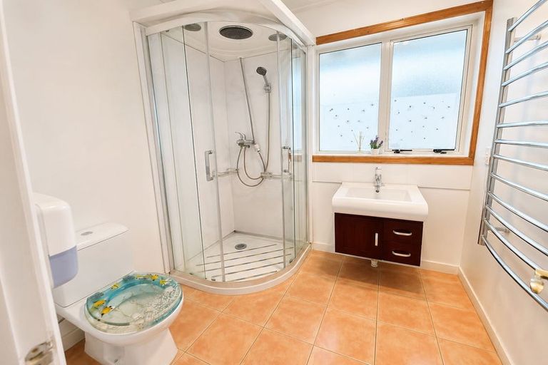 Photo of property in 135 Waimairi Road, Ilam, Christchurch, 8041