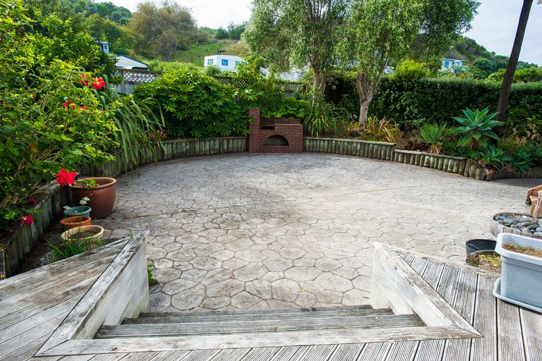 Photo of property in 58 Moana Road, Okitu, Gisborne, 4010