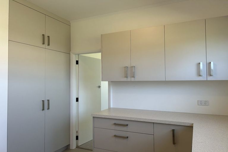 Photo of property in 16 Strathmore Avenue, Strathmore Park, Wellington, 6022