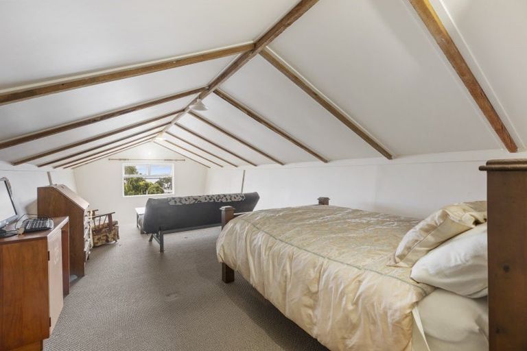 Photo of property in 22 Peace Avenue, Moturoa, New Plymouth, 4310