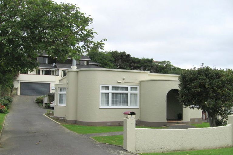 Photo of property in 7 Roy Street, Tawa, Wellington, 5028