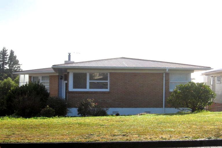 Photo of property in 42 Crawford Crescent, Te Kamo, Whangarei, 0112