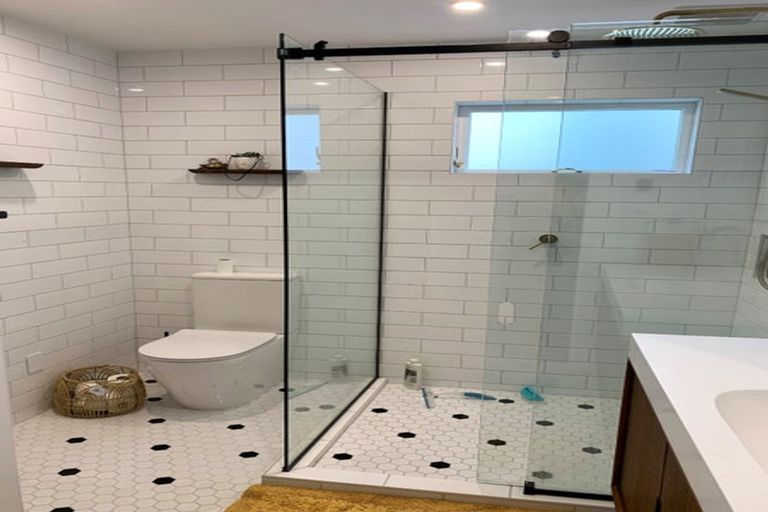 Photo of property in 22 Konini Street, Eastbourne, Lower Hutt, 5013