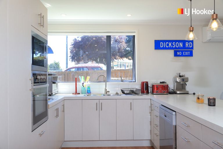 Photo of property in 39 Baker Street, Stirling, 9231