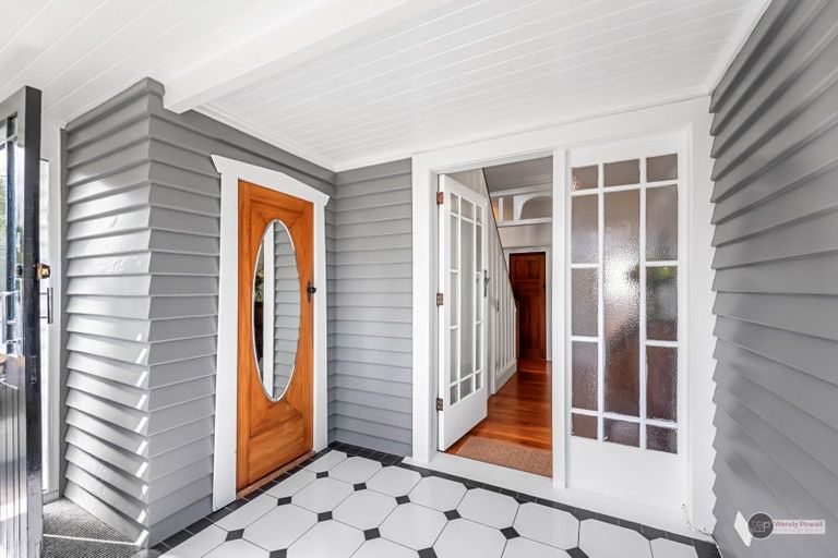 Photo of property in 4 West Grove, Alicetown, Lower Hutt, 5010