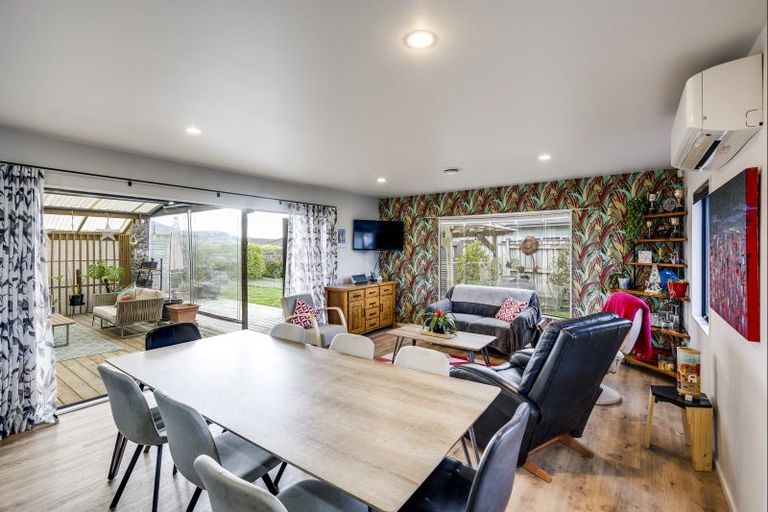 Photo of property in 5 Scott Place, Havelock North, 4130