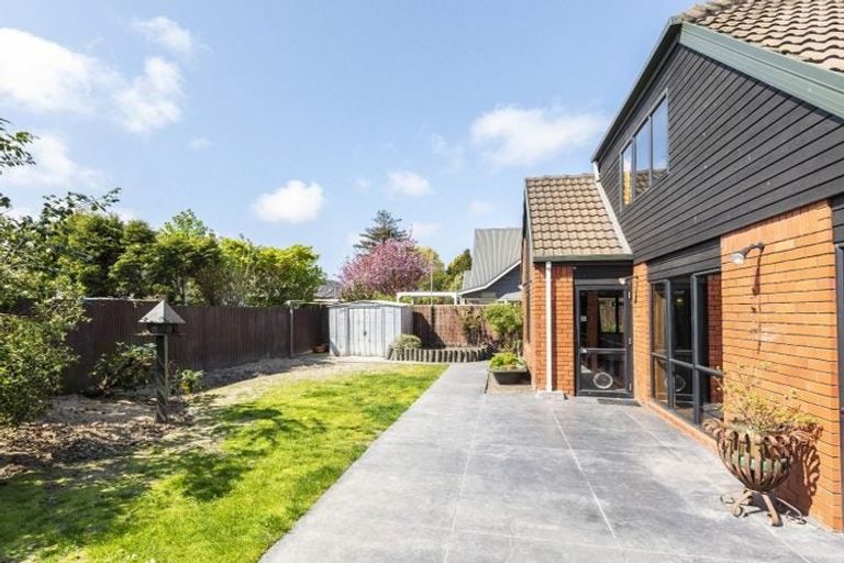 Photo of property in 9 Pasadena Place, Harewood, Christchurch, 8051