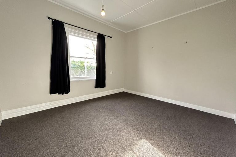 Photo of property in 67 Stout Street, Shannon, 4821