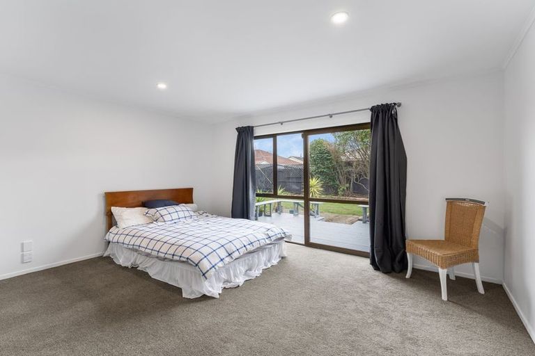Photo of property in 20 Cherrywood Place, Redwood, Christchurch, 8051