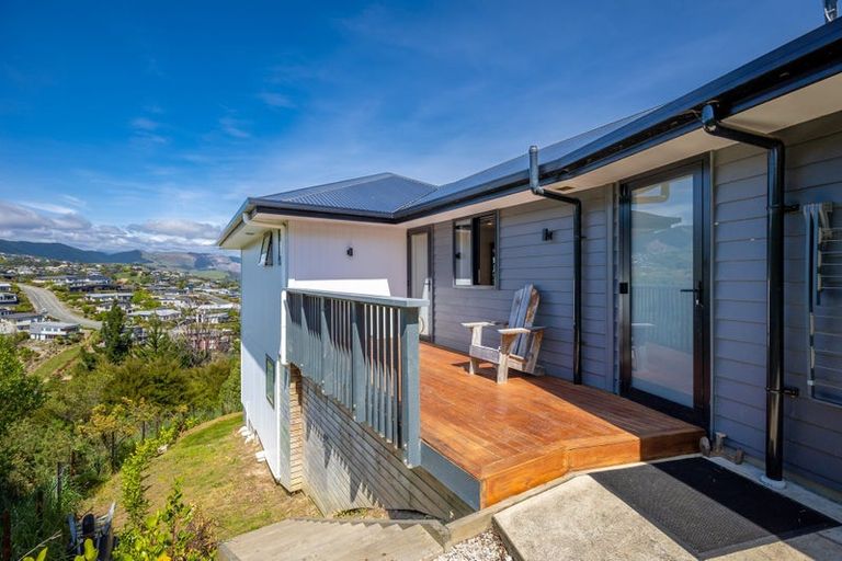 Photo of property in 27 Heemskerck Place, Britannia Heights, Nelson, 7010