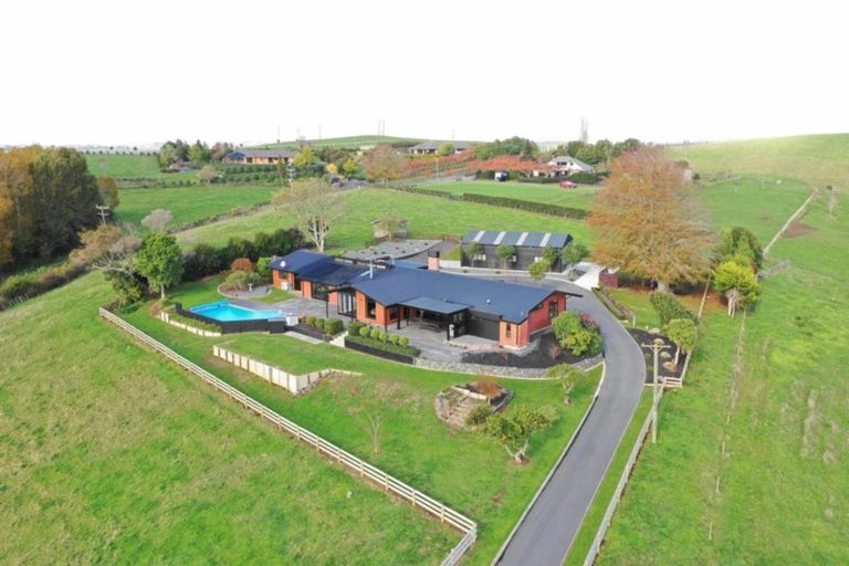 Photo of property in 74 Wallace Road, Temple View, Hamilton, 3289