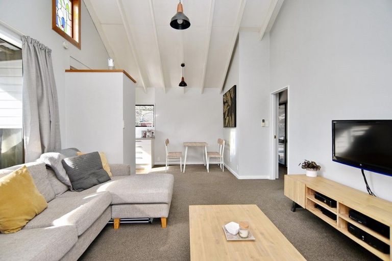 Photo of property in 2/10 Grenville Street, Waltham, Christchurch, 8011