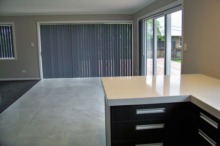 Photo of property in 23 Campbell Street, Leamington, Cambridge, 3432