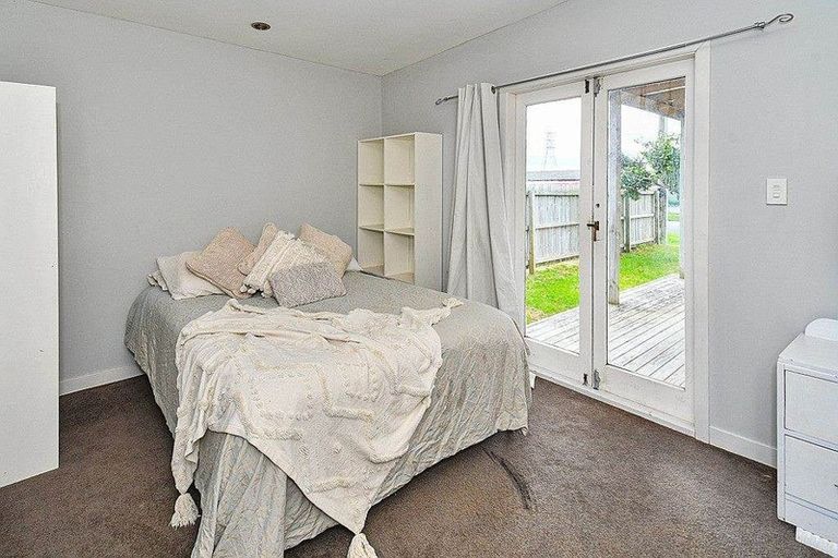 Photo of property in 6 Viola Avenue, Mangere East, Auckland, 2024