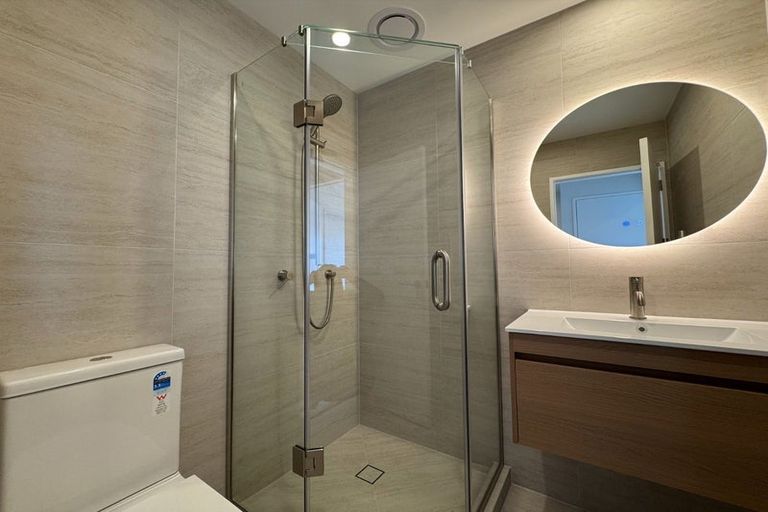 Photo of property in 5/13 Thomas Road, Mangere, Auckland, 2022