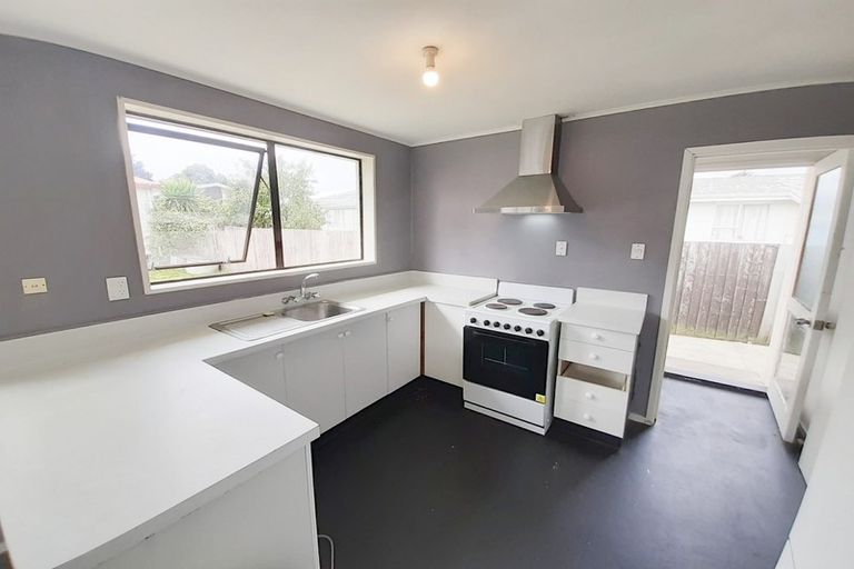 Photo of property in 57 Kuaka Crescent, Bromley, Christchurch, 8062