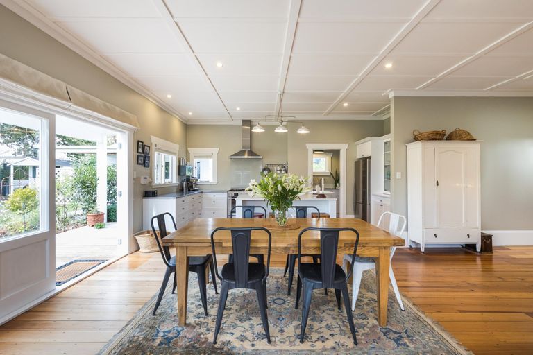 Photo of property in 135 Russell Street, Palmerston North, 4414