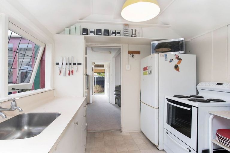 Photo of property in 1/184 Hastings Street, Waltham, Christchurch, 8023