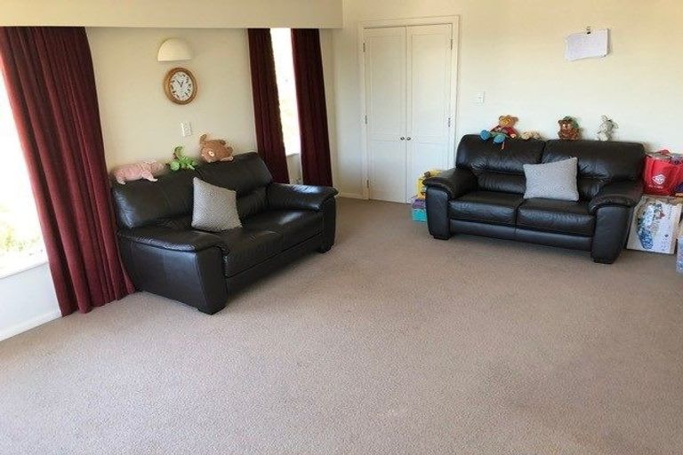 Photo of property in 22 Baroda Street, Khandallah, Wellington, 6035