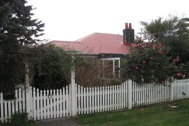 Photo of property in 2 Rowe Parade, Wainuiomata, Lower Hutt, 5014